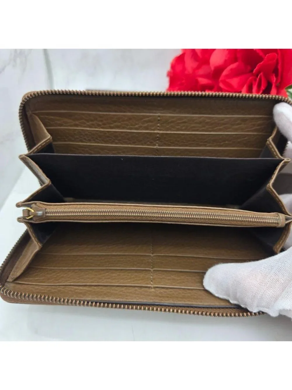 ★SOLD★ Gucci Logo Zip Around Wallet Bamboo Brown - Picture 11 of 13